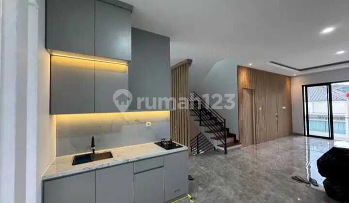 Dijual Rumah 2 Lantai Semi Furnished Siap Huni Lokasi di Citra Green Dago Bandung 2