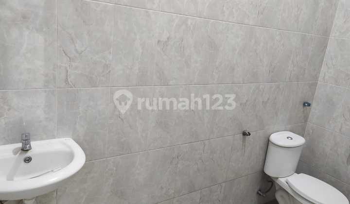 Dijual Rumah Nyaman Siap Huni Minimalis Lokasi Strategis di Sayap Bkr Bandung 2