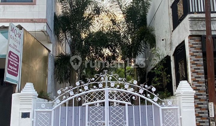 Dijual Rumah Mewah + Kontrakan Cocok untuk Investasi Lokasi di Soreang Bandung