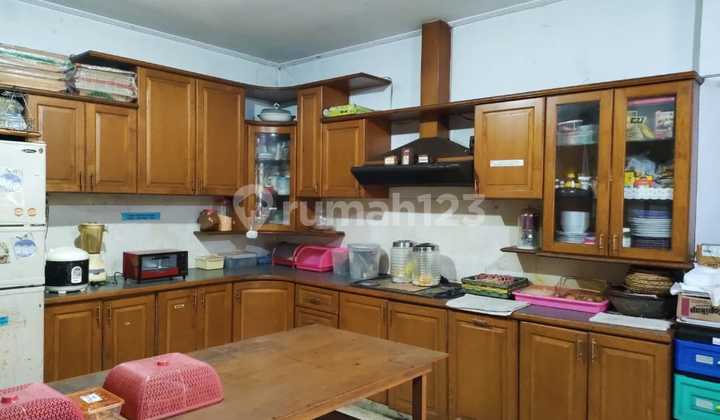 For Sale: Ready-to-Use House & Business Place in City Center, Located on Jalan Lodaya, Bandung 2