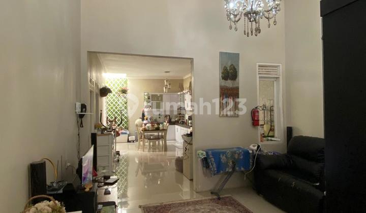 Dijual Rumah Siap Huni Semi Furnished Lokasi di Pesona Pasteur Residence Bandung 2