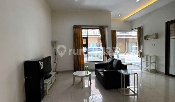 Dijual Rumah Mewah Furnished Siap Huni Minimalis Lokasi di Sutami Bandung