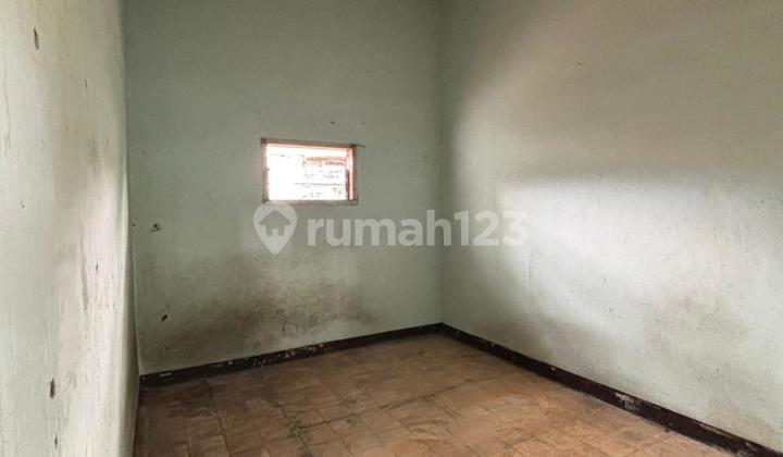 For Sale 2-Story Comfortable House Ready to Occupied City Center Location in Sayap Lodaya Bandung 2