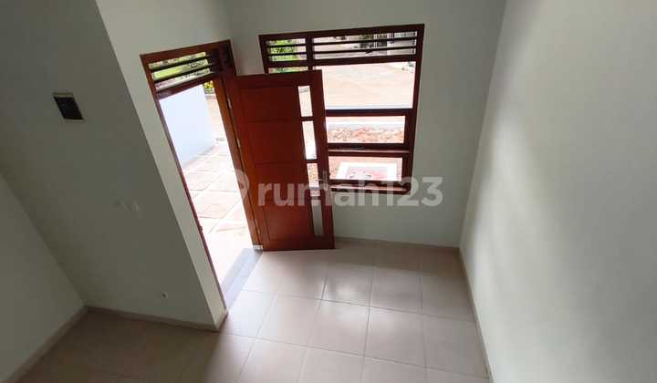 Dijual Rumah Hunian Nyaman dan Asri Siap Huni Lokasi di Madani Regency Cijambe Bandung 2