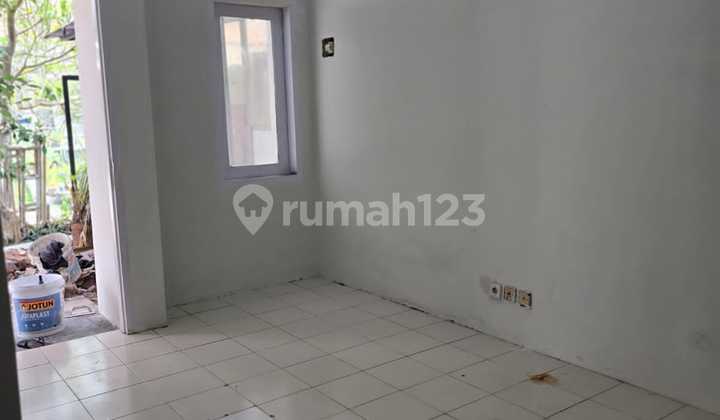 Dijual Rumah Murah Siap Huni Lokasi di Kota Baru Parahyangan Bandung