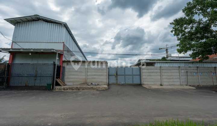 Dijual Pabrik Lokasi Strategis Dekat Gerbang Tol Akses Kontainer di Rancaekek