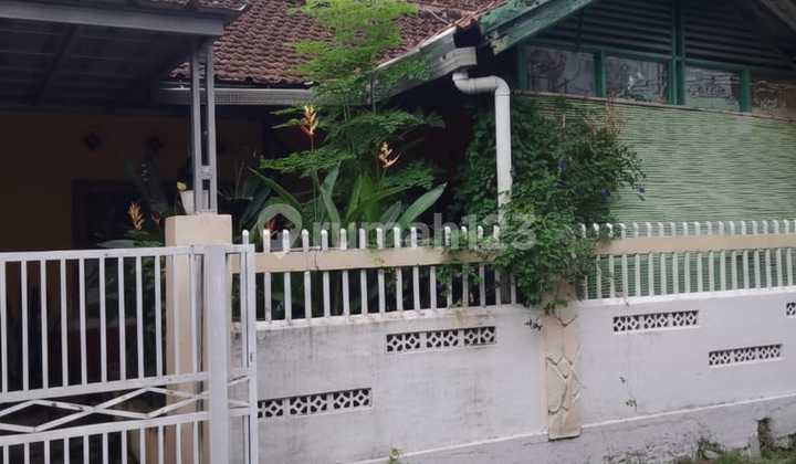 Dijual Rumah Nyaman Siap Huni Lokasi Strategis di Dalam Komplek Kiaracondong Bandung