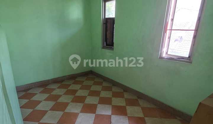 Dijual Rumah 2 Lantai Nyaman Siap Huni Lokasi di Taman Sakura Bandung