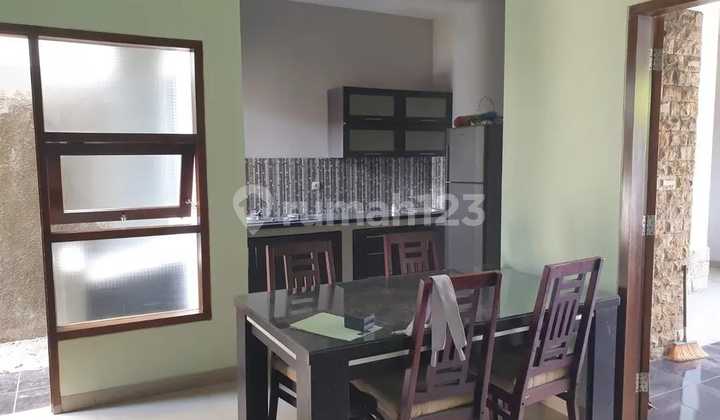 For Sale Cheap Ready-to-Live Semi-Furnished House Strategic Location in Pelangi Antapani Complex Bandung 2