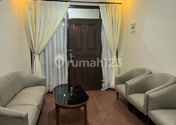 Disewakan Rumah Furnished Nyaman Siap Huni Lokasi di Kota Baru Parahyangan Tatar Wangsakerta Bandung