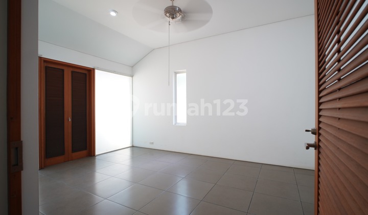 Dijual Rumah Lux Modern Minimalis Siap Huni Lokasi di Resort Dago Pakar Bandung 2