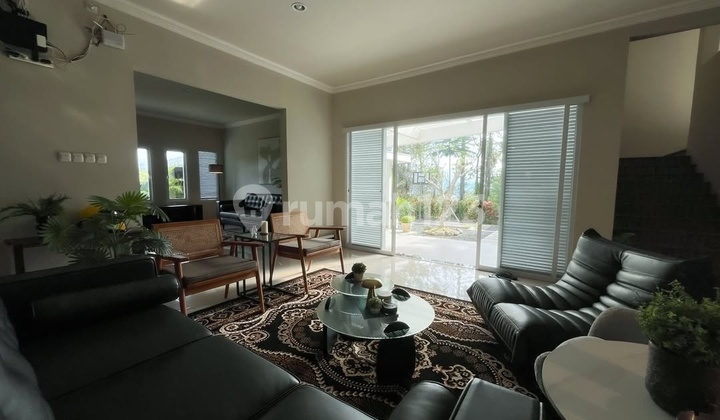 Dijual Rumah Mewah Bangunan Baru Siap Huni Modern Minimalis Lokasi di Setiabudi Regency Bandung Dijual Rumah Mewah Bangunan Baru Siap Huni Modern Minimalis Lokasi di Setiabudi Regency Bandung