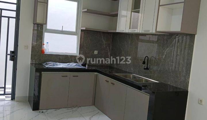 Rumah Cantik Renov Total Siap Huni Di Lippo Barat  2