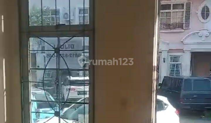 Town House Taman Paris Murah Strategis Di Lippo Karawaci Utara 1