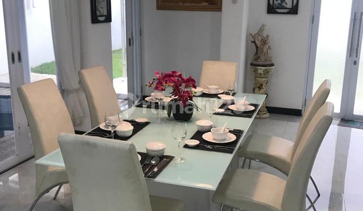 Rumah Impian 3 Lantai Mewah Siap Huni Prestisius Harga Nego