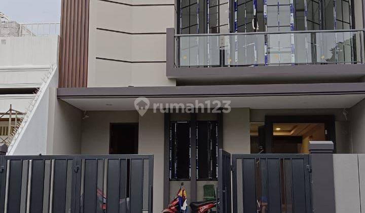 Rumah Baru di Permata Buana 3 Lantai SHM Hadap Selatan 1