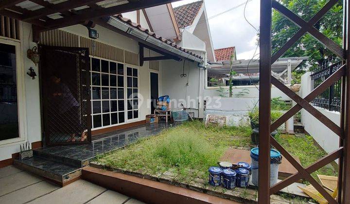 Rumah di Puri Indah SHM Selatan 2