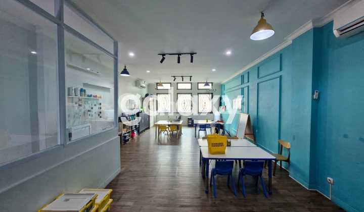 Shop House in Puri Indah Puri Sentra Niaga in Excellent Condition 2