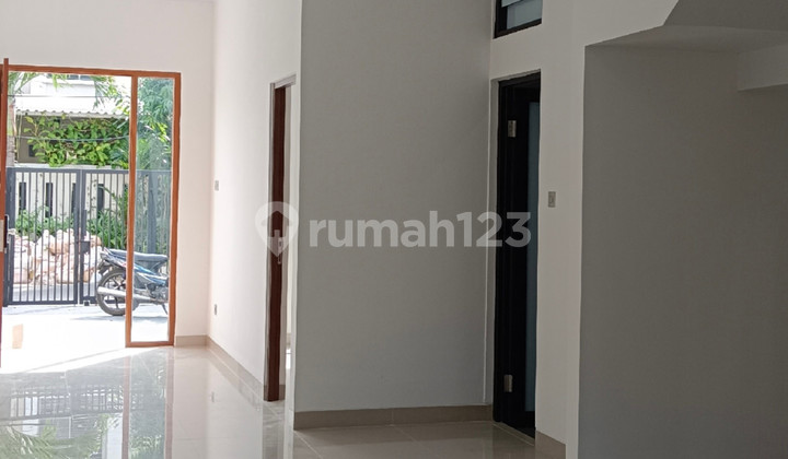 Dijual Rumah Baru di Kavling Dki Meruya Selatan 2