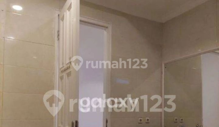 Cilandak Dalam Complex House 3 Floors Nice Neat 2
