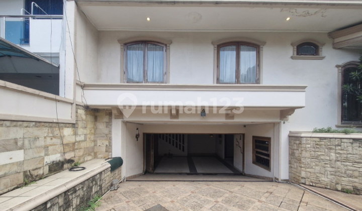 2-Story Ready-to-Occupy House in Puri Indah Jakarta 2