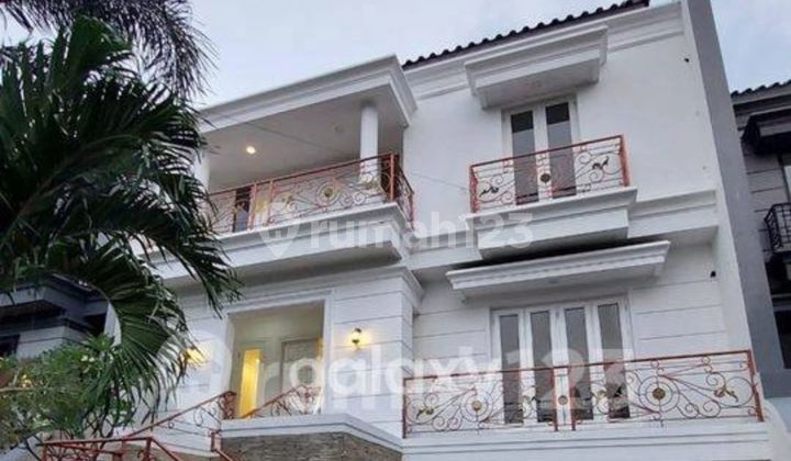 Cilandak Dalam Complex House 3 Floors Nice Neat