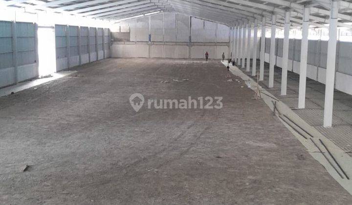 Disewakan Gudang di Kawasan Industri Jatake Tangerang , Lt 4000, Lb 3000, Akses Kontainer ,ada Kantor, Ready Desember , Harga 1,5 M thn  1
