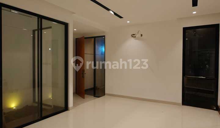 Rumah Baru Metland Puri , Uk 9x15, Lb 189, Kt 4,km 3 ,,hrg 3,75 M 2