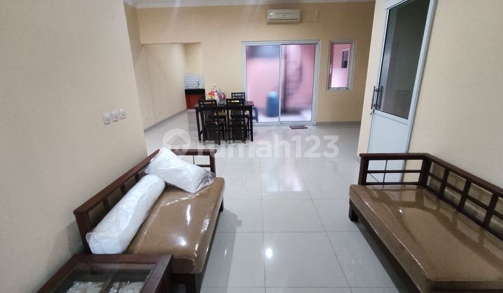 Gading Serpong House, Crystal cluster, Land size 8x15, Building area 140 M², 3 bedrooms, 3 bathrooms, Price 2.8 Billion. 2