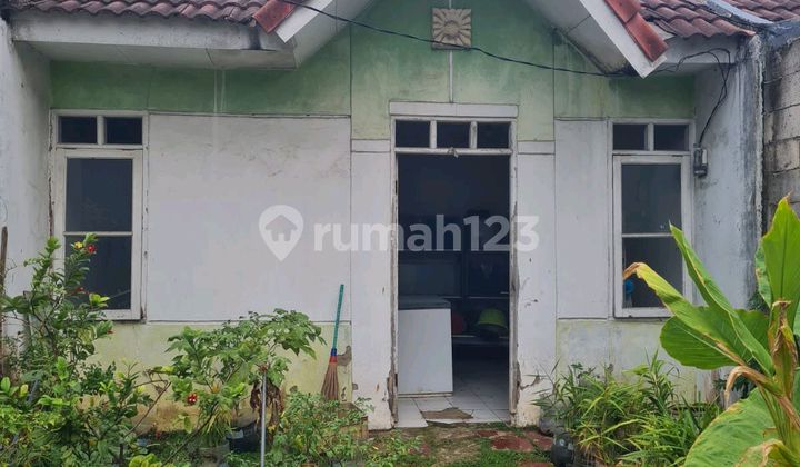 House, in Permata Tangerang Housing, Land Area 75, Price 275 Million 1