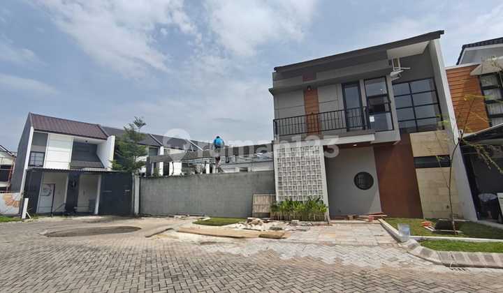 Rumah Premium di Candi Sidoarjo Tipe Hook atau Pojok Lebih Luas