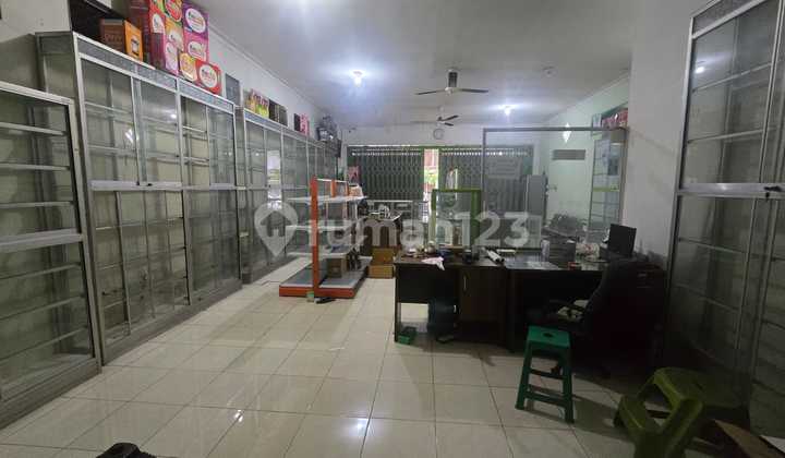 Ruko Tengah Kota Sidoarjo Dekat Alun Alun Ruko Tengah Kota Sidoarjo Dekat Alun Alun