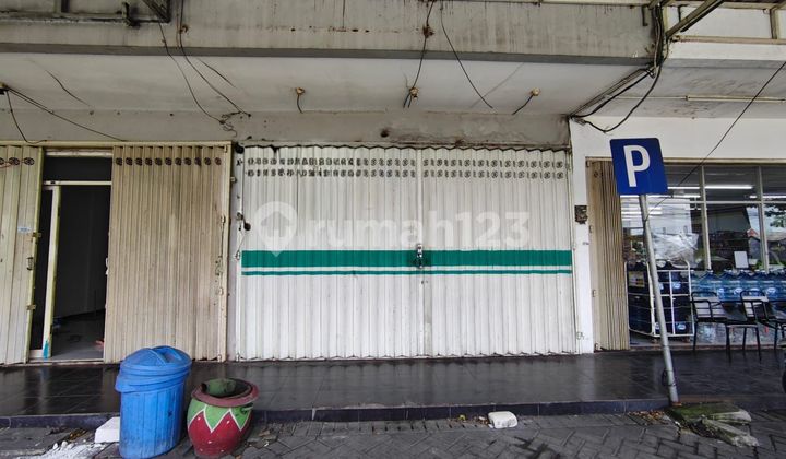 2-Storey Ruko in Surya Square, Sidoarjo Ready for Use 2-Storey Ruko in Surya Square, Sidoarjo Ready for Use