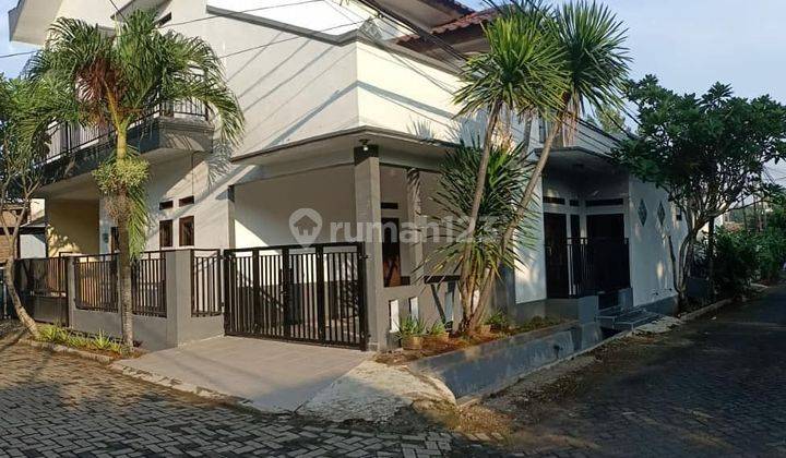 Rumah Hook Dalam Komplek Dekat Tol Dan Stasiun 1