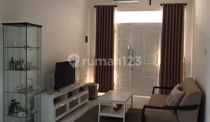 Rumah Cantik Strategis 5 Menit Pintu Tol Desari Rumah Cantik Strategis 5 Menit Pintu Tol Desari