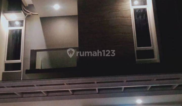 Rumah Siap huni Strategis Samping Tol Desari Sawangan di Depok