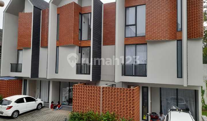 Rumah Scandinavian 3 Lantai Bebas Banjir Dekat Bintaro Xchange Rumah Scandinavian 3 Lantai Bebas Banjir Dekat Bintaro Xchange
