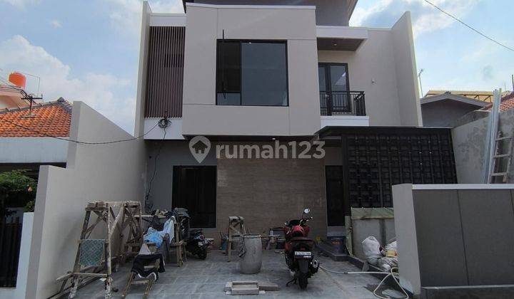 Rumah Mewah di Rawamangun Dekat ARION mall 1