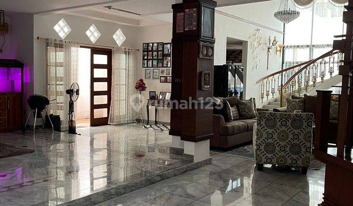 Rumah Mewah Full Furnished Ada Kolam Renang di Cempaka Putih 9