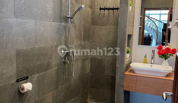 Rumah Mewah Full Furnished Ada Kolam Renang di Cempaka Putih 14