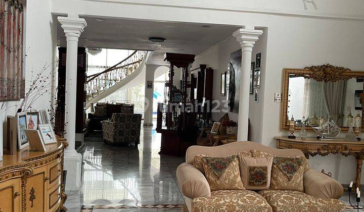 Rumah Mewah Full Furnished Ada Kolam Renang di Cempaka Putih 28