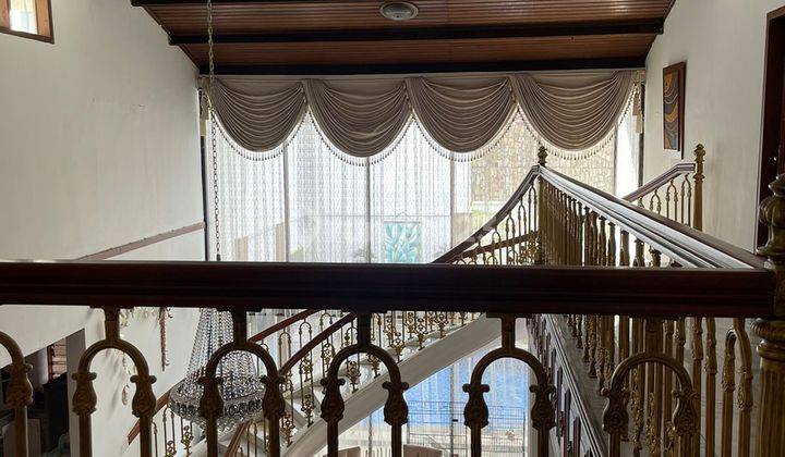 Rumah Mewah Full Furnished Ada Kolam Renang di Cempaka Putih 31