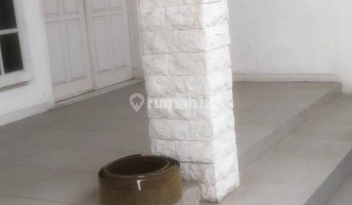 Rumah dalam Komplek Elit Security 24 Jam dekat Mall PIM 1