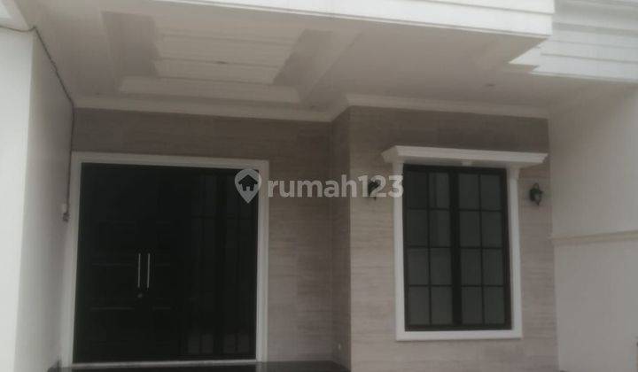 Rumah Cantik dan Mewah dalam Cluster dekat Ragunan Lokasi Adem 2