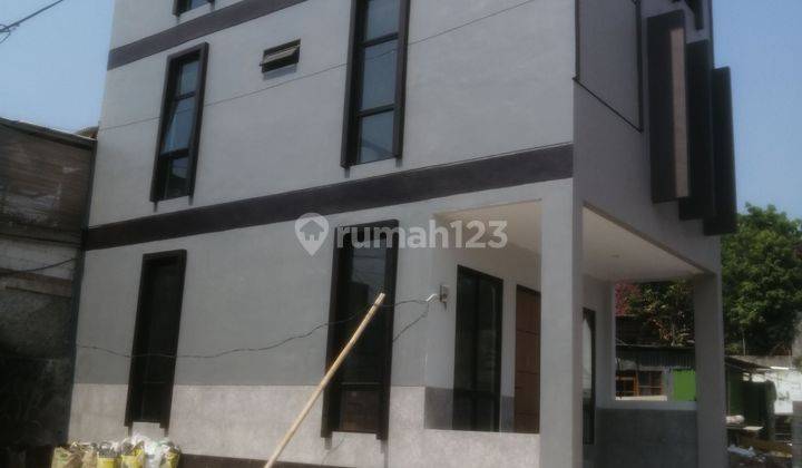 Rumah Cantik, Baru, dan Mewah Seperti Apartemen Elit dlm Cluster  2