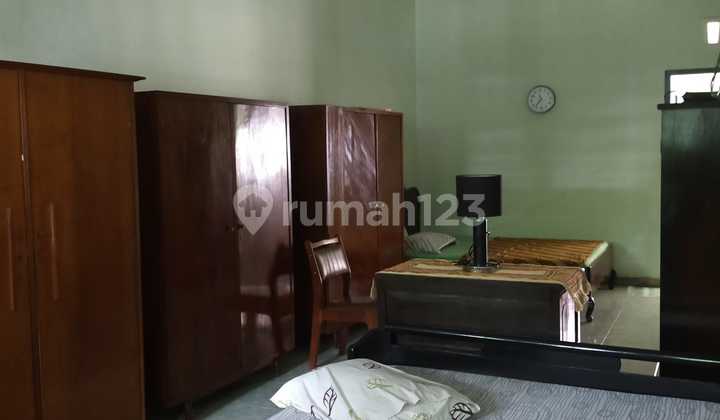 Cheap, BU!! Strategically located house in the Jl Supratman area near Dago.