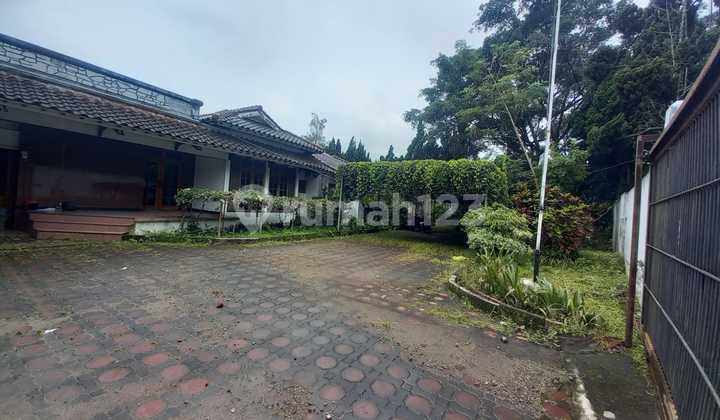 Muraah bawah NJOP, BU! Rumah lama tanah luas di Cipaku Indah Setiabudi