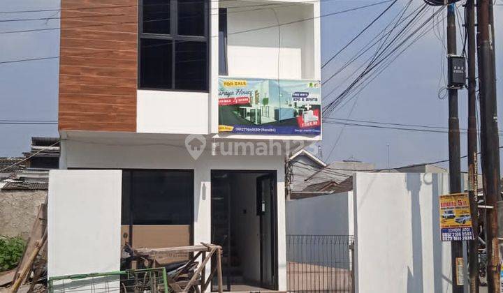 Rumah 2 Lantai Dekat Al Azhar Karawang 1