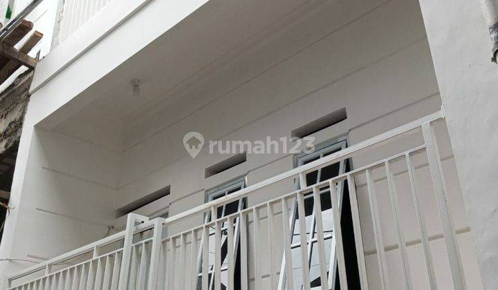 Rumah 2 Lantai Paling Murah Dekat Stasiun Tebet Jakarta 1