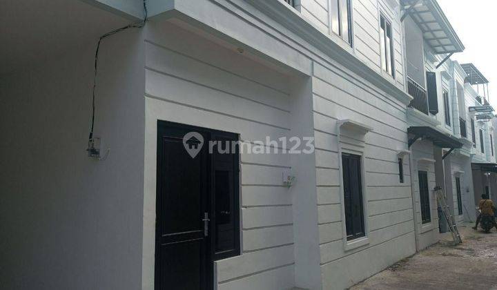 Cash only Rumah 2 lantai Ada Carport Murah Di Kahfi 1 Jagakarsa 2